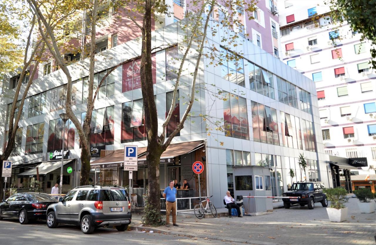 Haris Apartments Tirana Extérieur photo